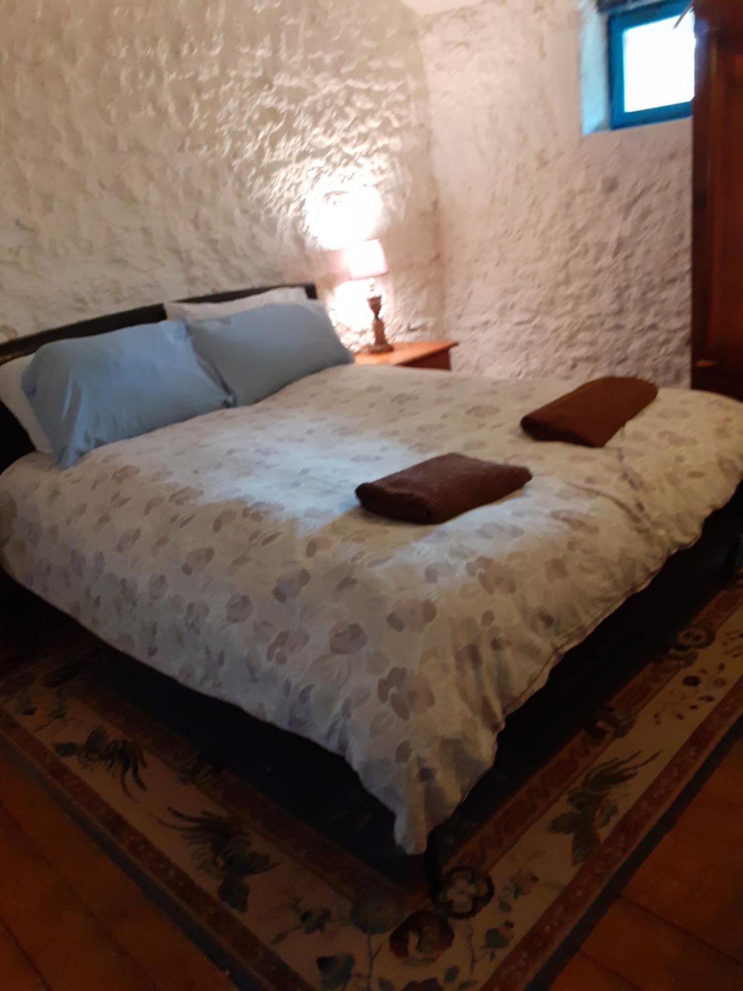 Ecurie Le Buguet Apartment Saint-Antoine-Cumond Екстериор снимка